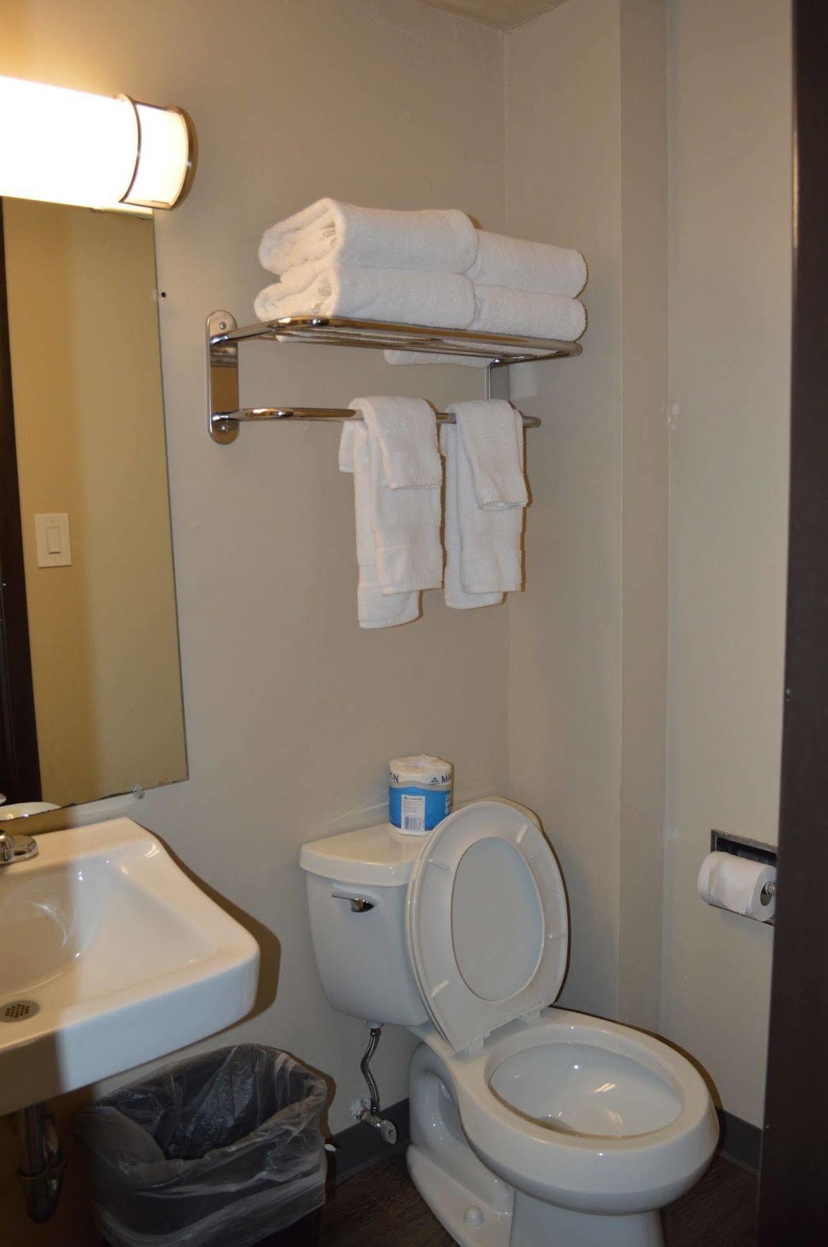 Economy Inn Portland Extérieur photo